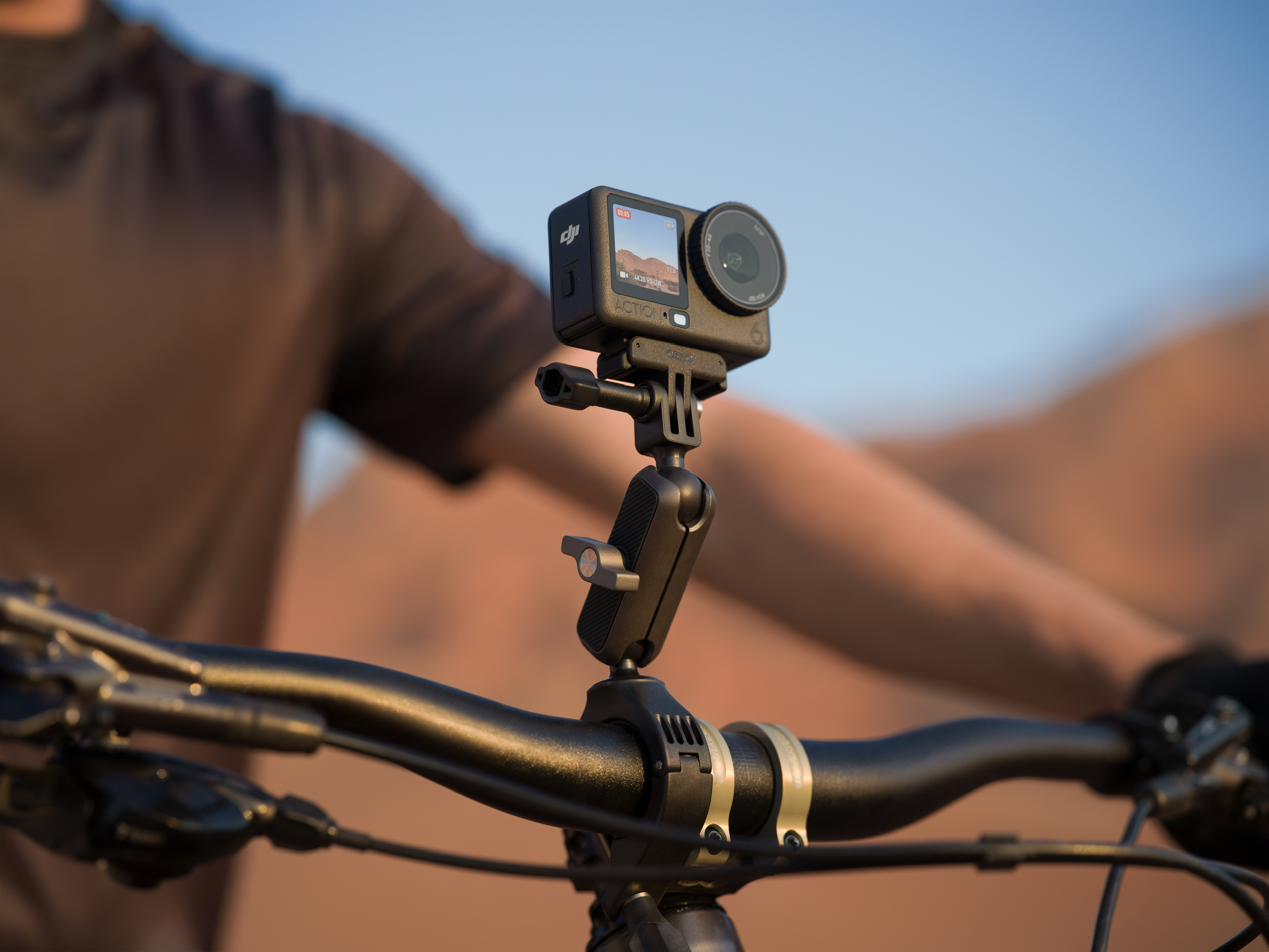 DJI Osmo Action 6 - Adventure Combo